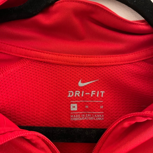 Georgia Nike Dry Fit Red Quarter-Zip Pullover - Picture 5 of 5